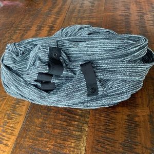 Lululemon Vinyasa Scarf